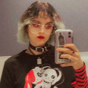 Meet your Posher, Crysta